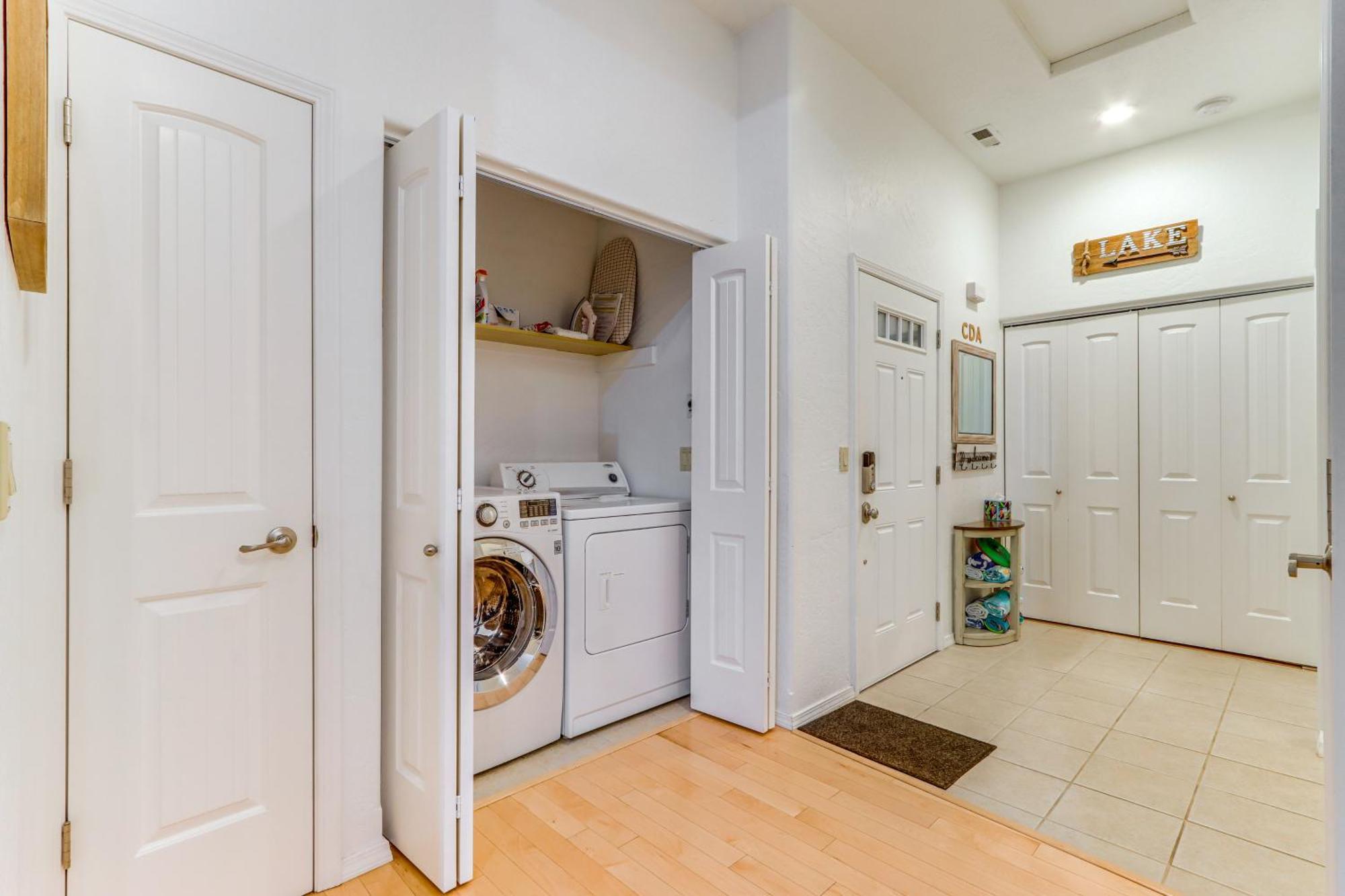 Modern Coeur Dalene Getaway Condo Walk Downtown! Coeur d'Alene Zewnętrze zdjęcie