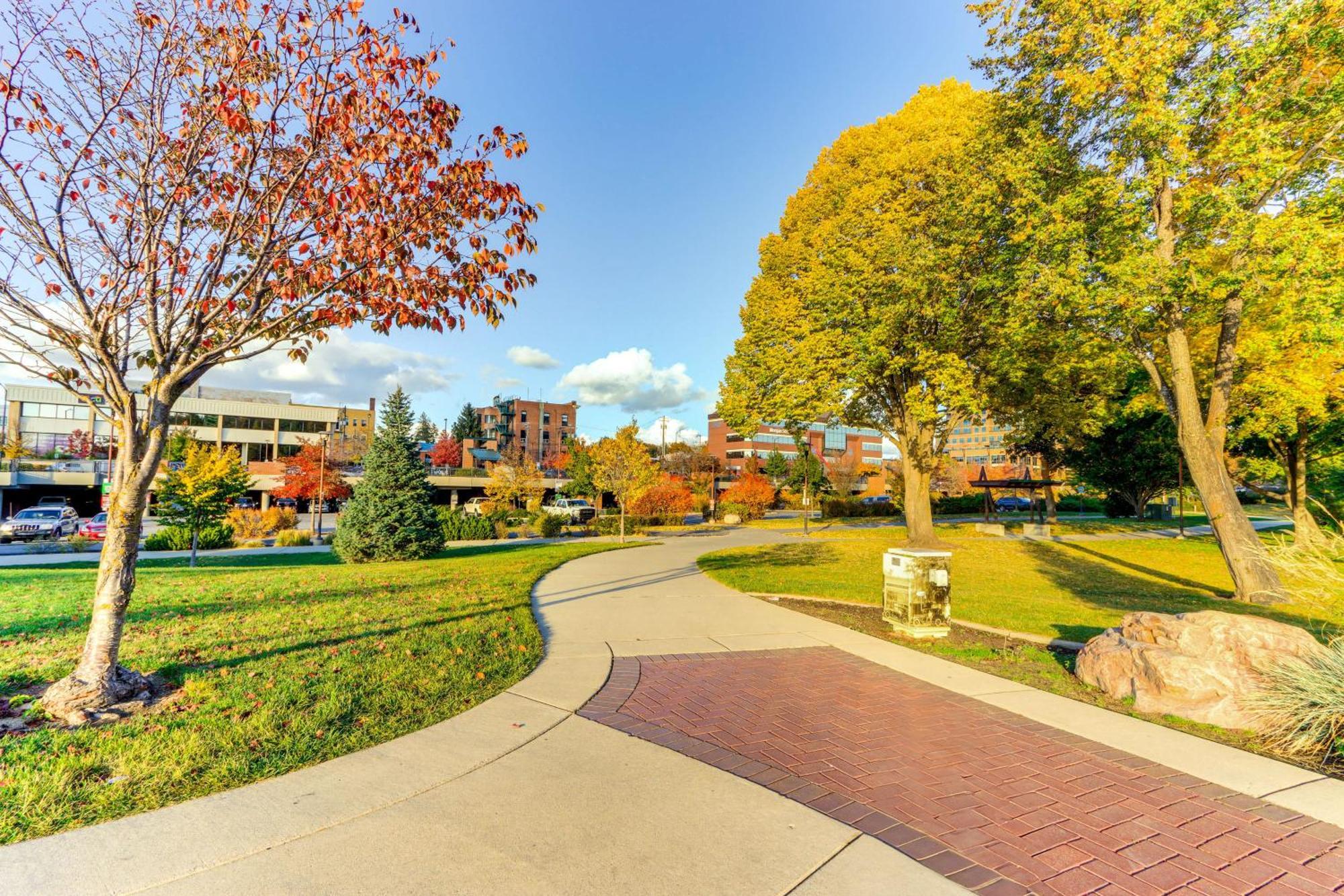 Modern Coeur Dalene Getaway Condo Walk Downtown! Coeur d'Alene Zewnętrze zdjęcie